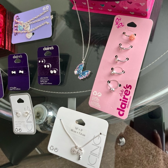 BRAND NEW GIRLS CLAIRE’S JEWELRY SET - Picture 10 of 15